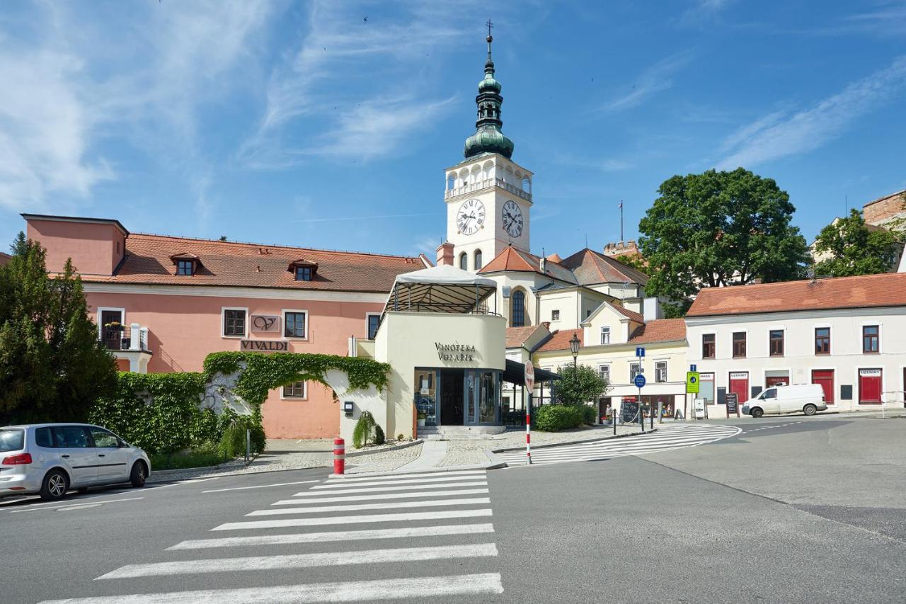 Vivaldi Apartments Mikulov Eksteriør billede