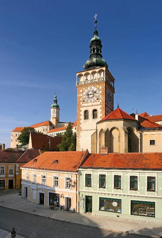 Vivaldi Apartments Mikulov Eksteriør billede